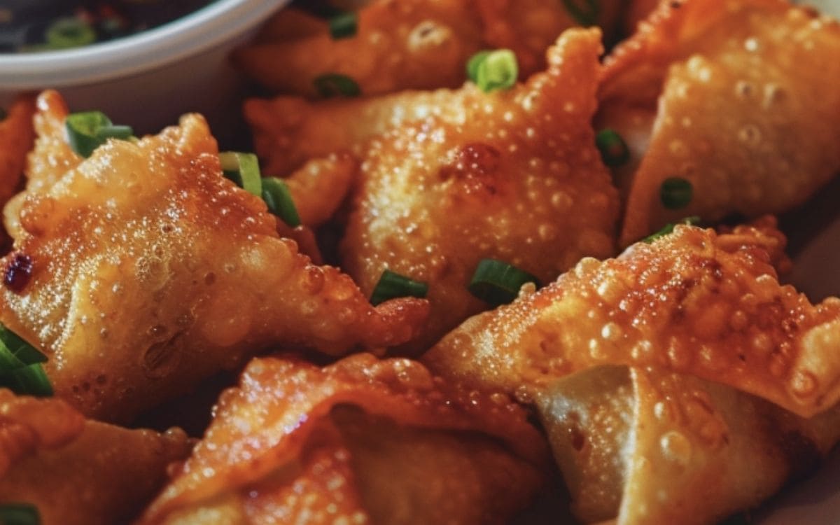 Air Fryer Crispy Pizza Pockets