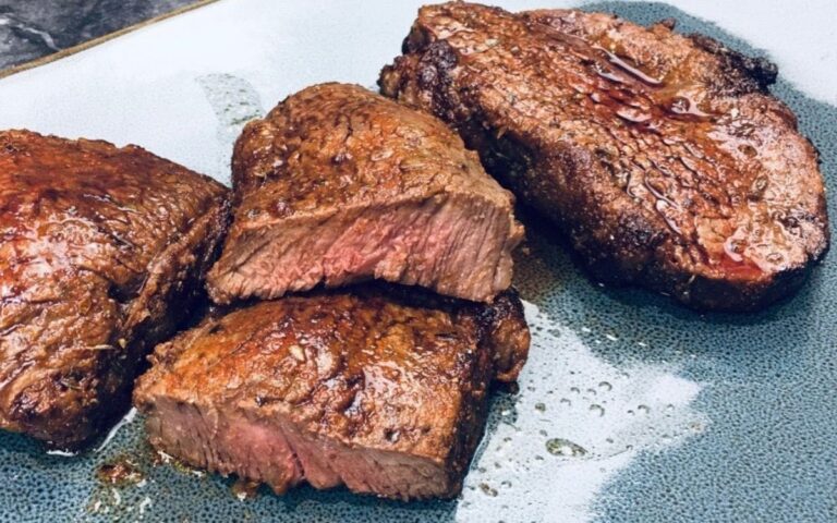 Juicy Air Fryer Steak: Ready in 20 Minutes