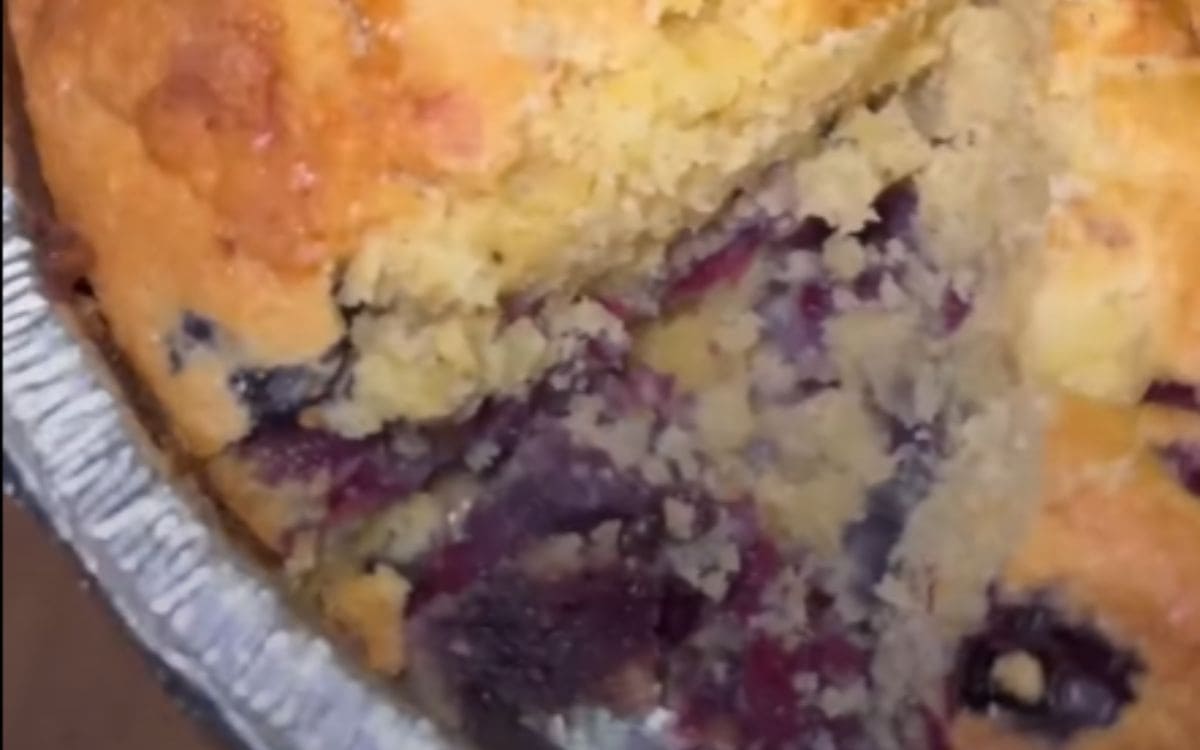 Air Fryer Blueberry Cornbread