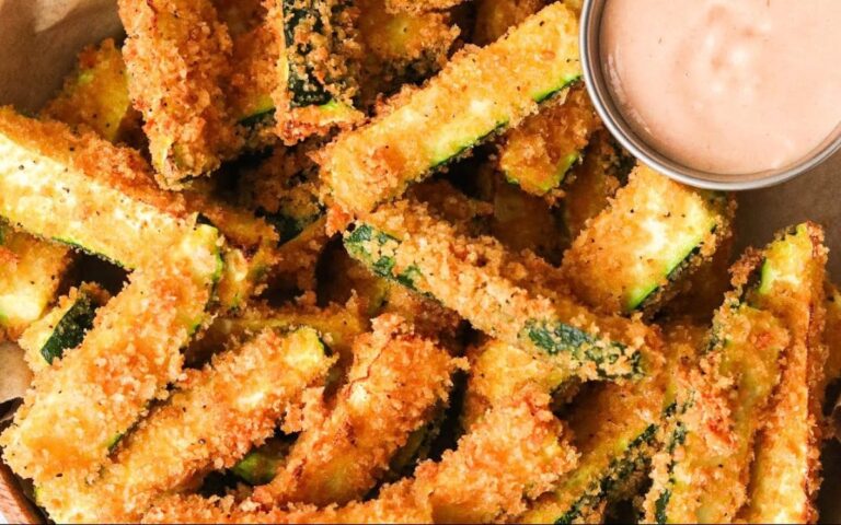 Air Fryer Zucchini Fries: Ready in 25 Minutes