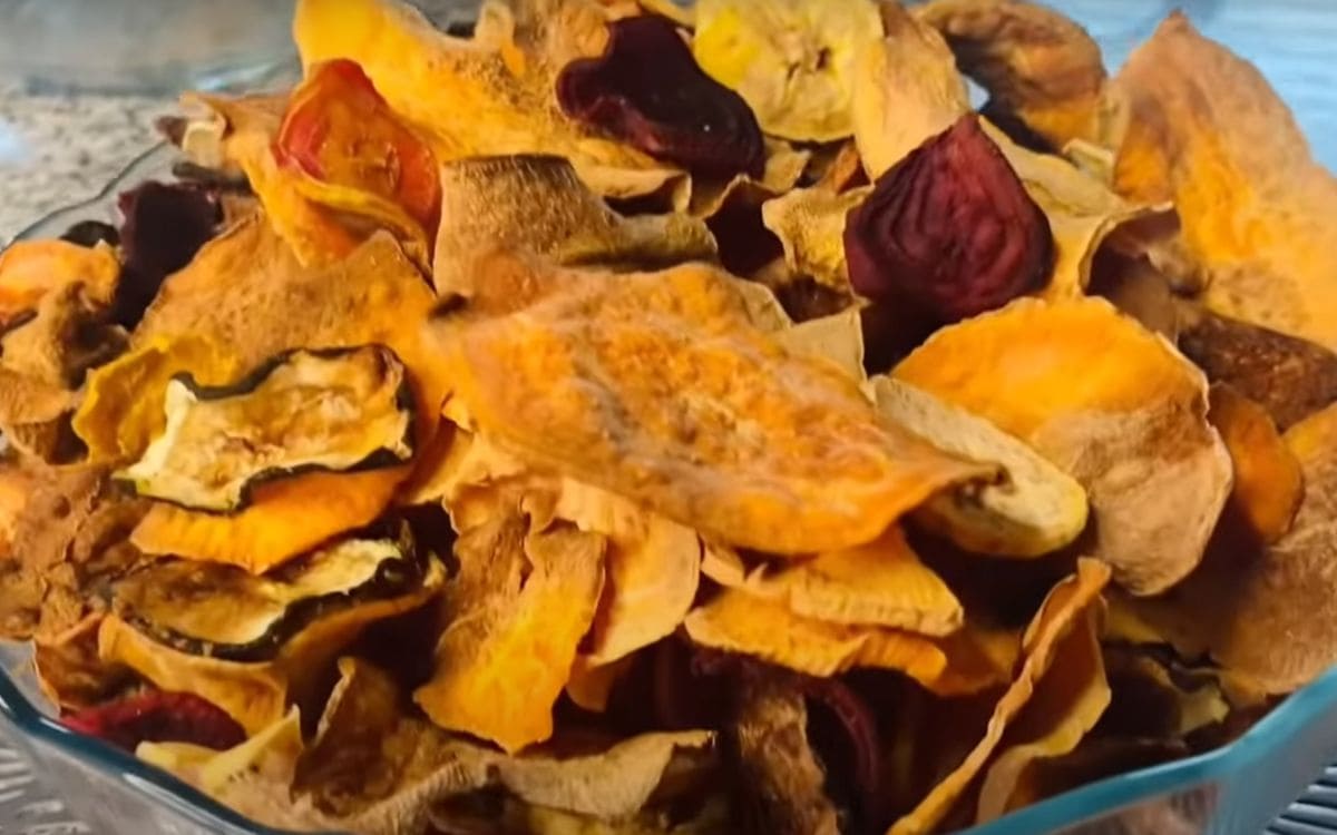 Crispy Air Fryer Veggie Chips